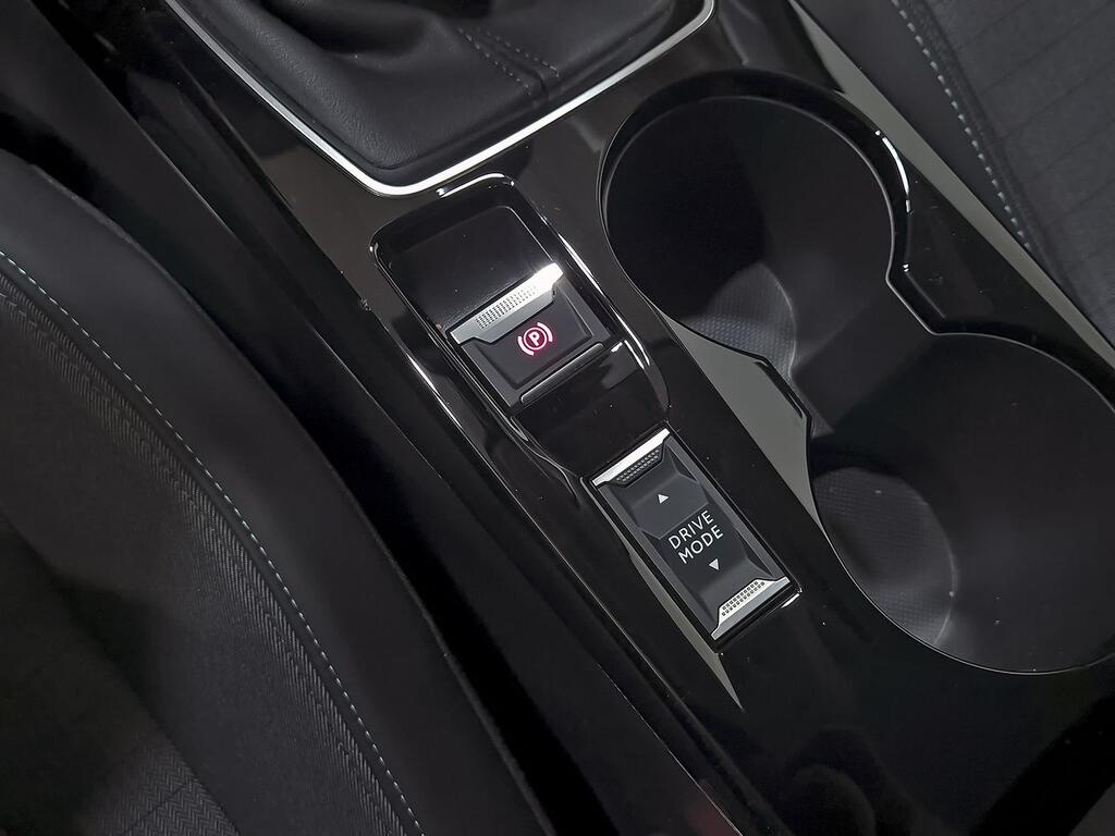 Peugeot 208 BlueHDi 73kW (100CV) Allure Pack 26