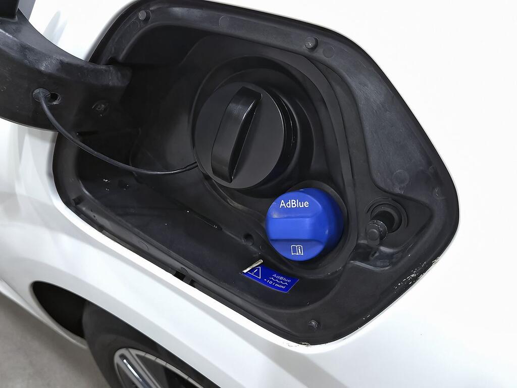 Peugeot 208 BlueHDi 73kW (100CV) Allure Pack 31