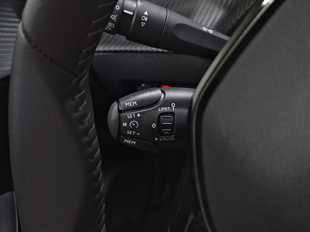 Peugeot 208 BlueHDi 73kW (100CV) Allure Pack 14