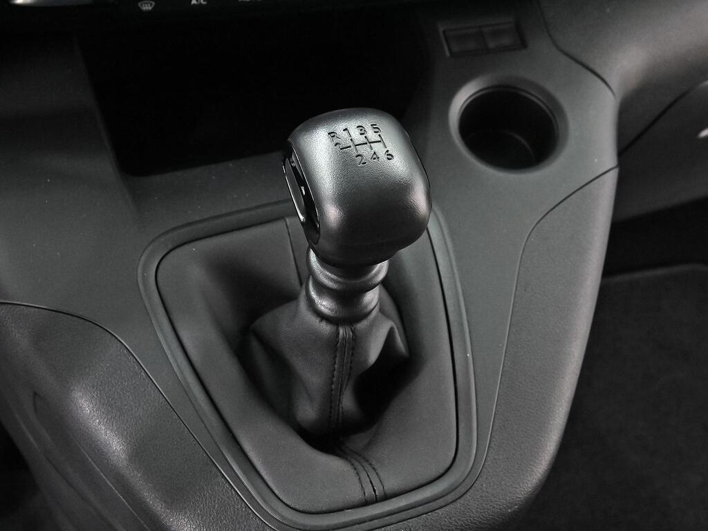 Citroën Berlingo 1.5 BLUEHDI 100 TALLA M SHINE BUSINESS 5P (N1) 29