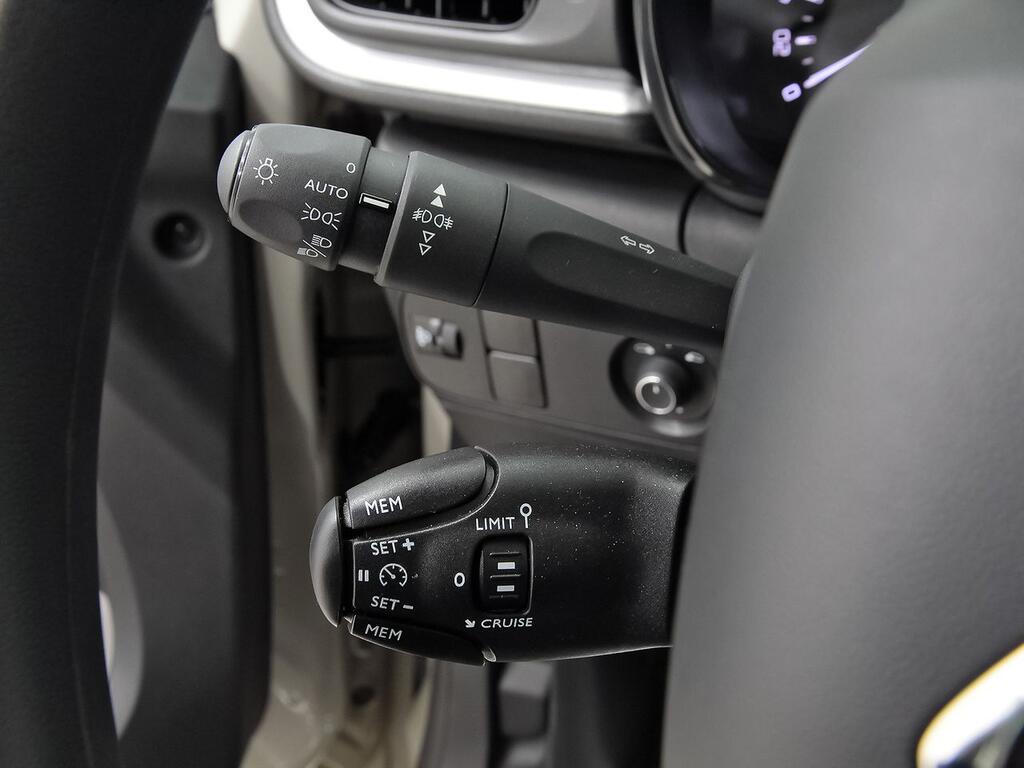 Citroën C3 PureTech 60KW (83CV) Plus 16