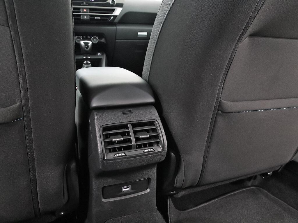 Citroën C4 PureTech 130 S&S 6v Plus 32