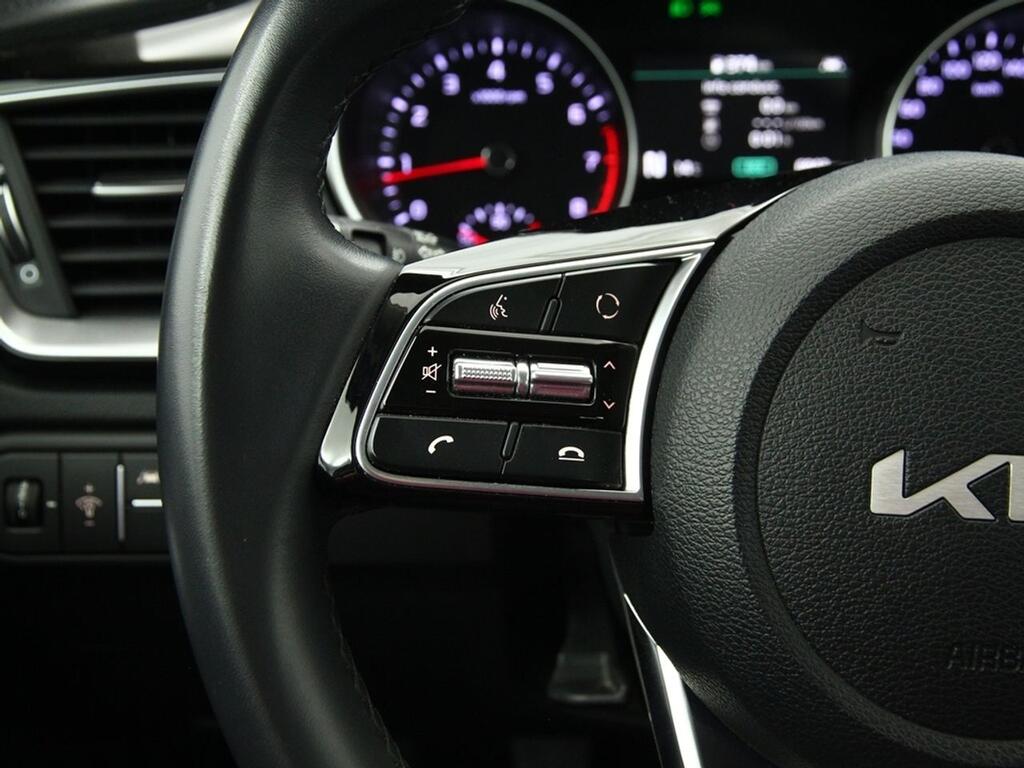 Kia XCeed 1.6 MHEV iMT Drive 100kW (136CV) 19