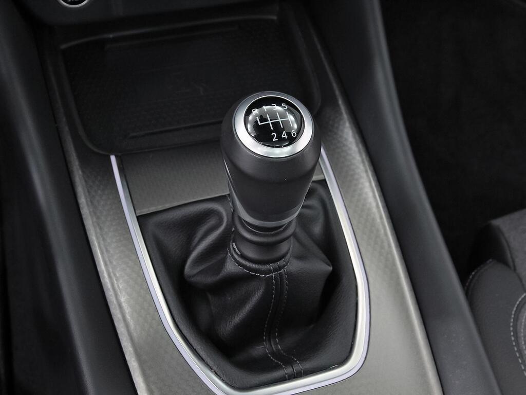 Nissan Qashqai DIG-T 103kW N-Connecta 26