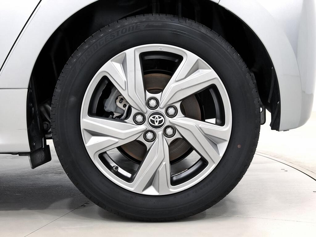 Toyota Yaris 1.5 120H Active Plus 11