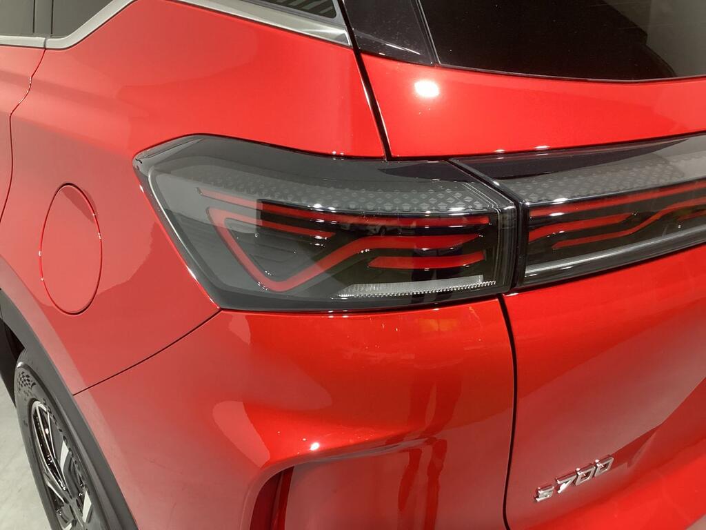 Ebro S700 1.5 TGDI PHEV Luxury E-CVT 12