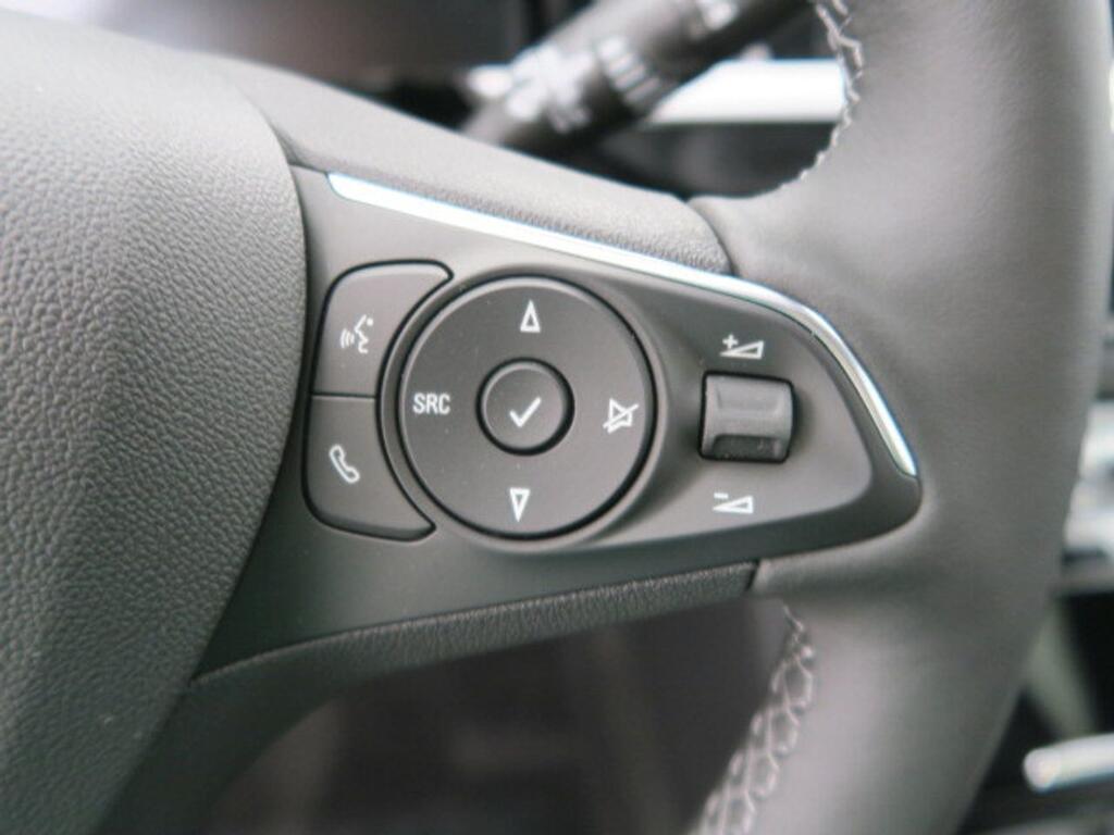 Opel Grandland 1.2 Turbo GS 10