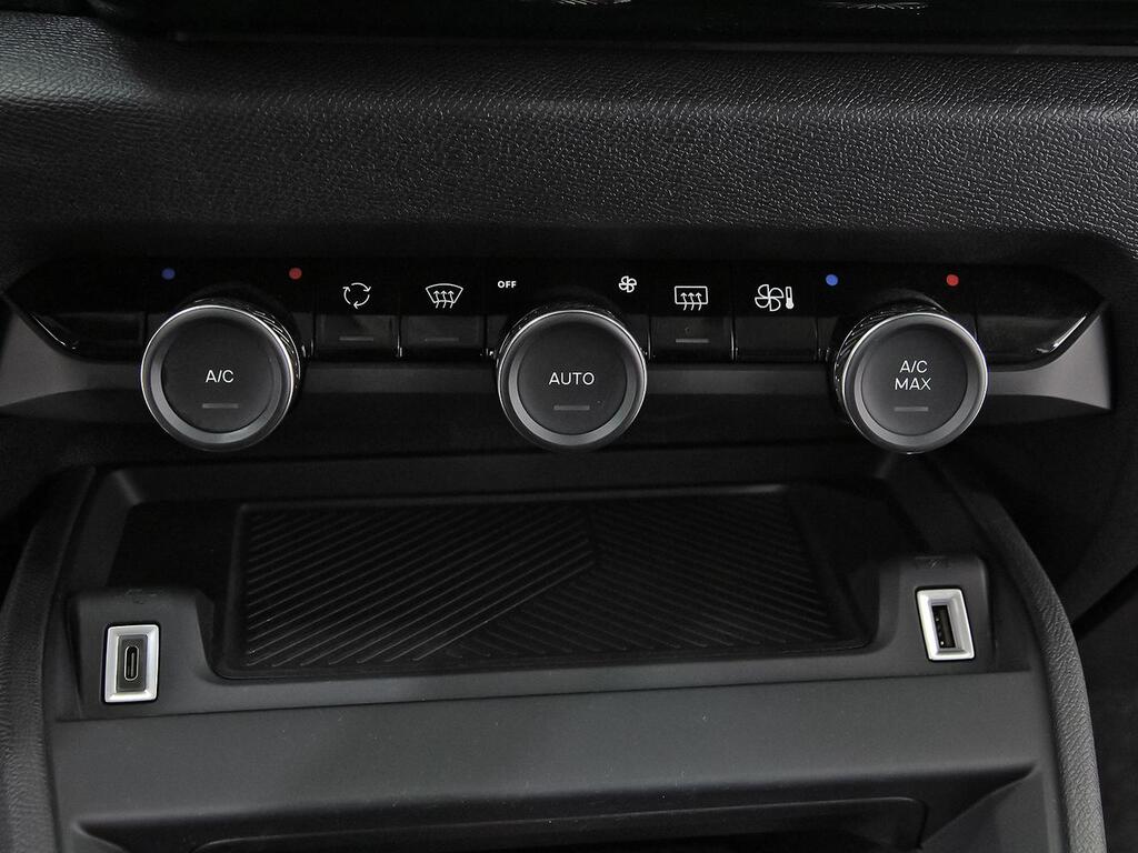 Citroën C4 ë-C4 eléctrico 100kW 50kWh C-Series 32