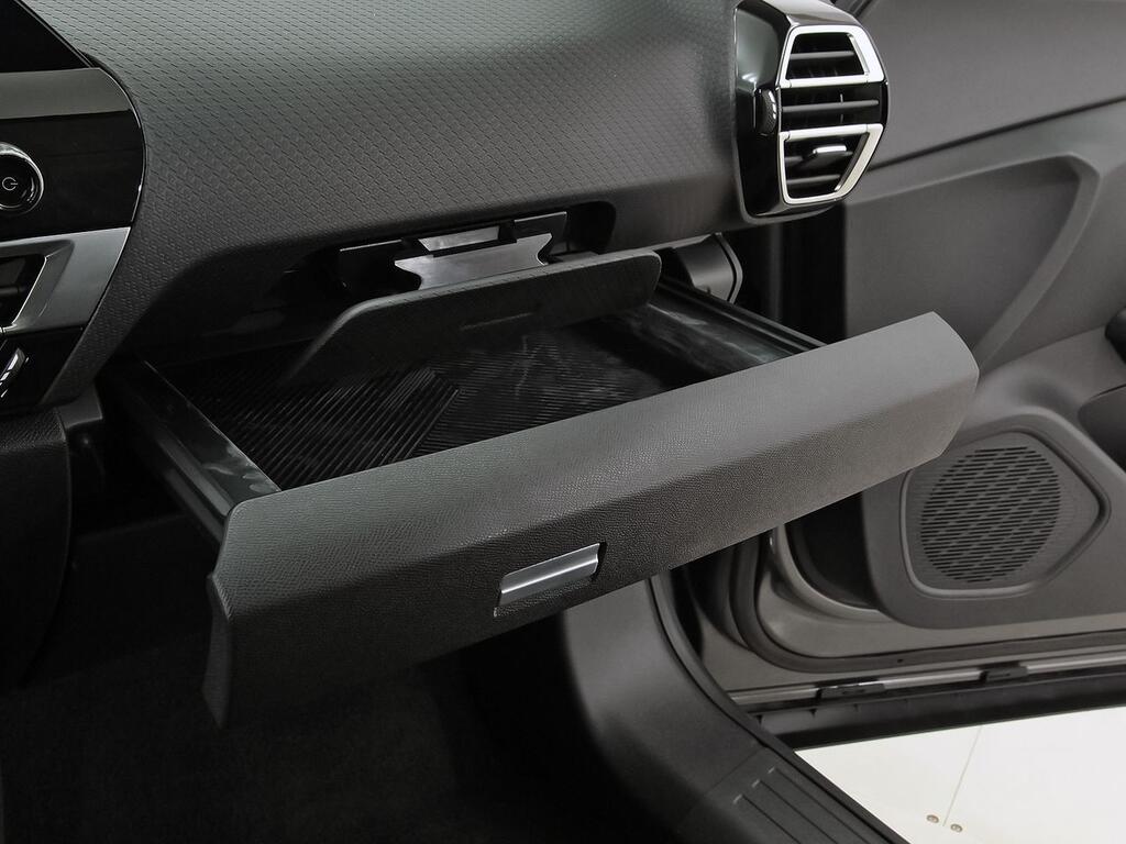 Citroën C4 ë-C4 eléctrico 100kW 50kWh C-Series 36