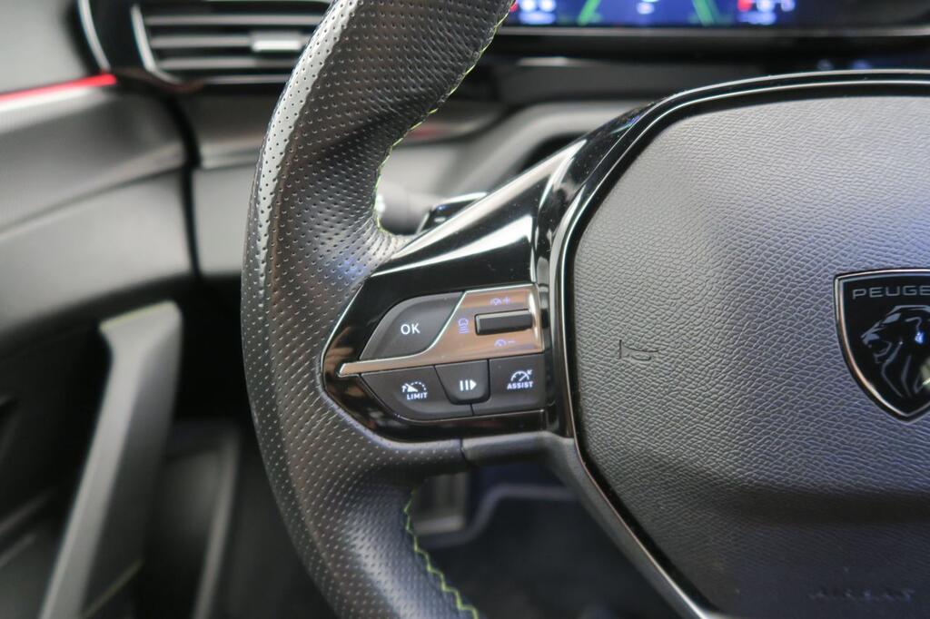 Peugeot 308 5P GT Puretech 130 S&S EAT8 10
