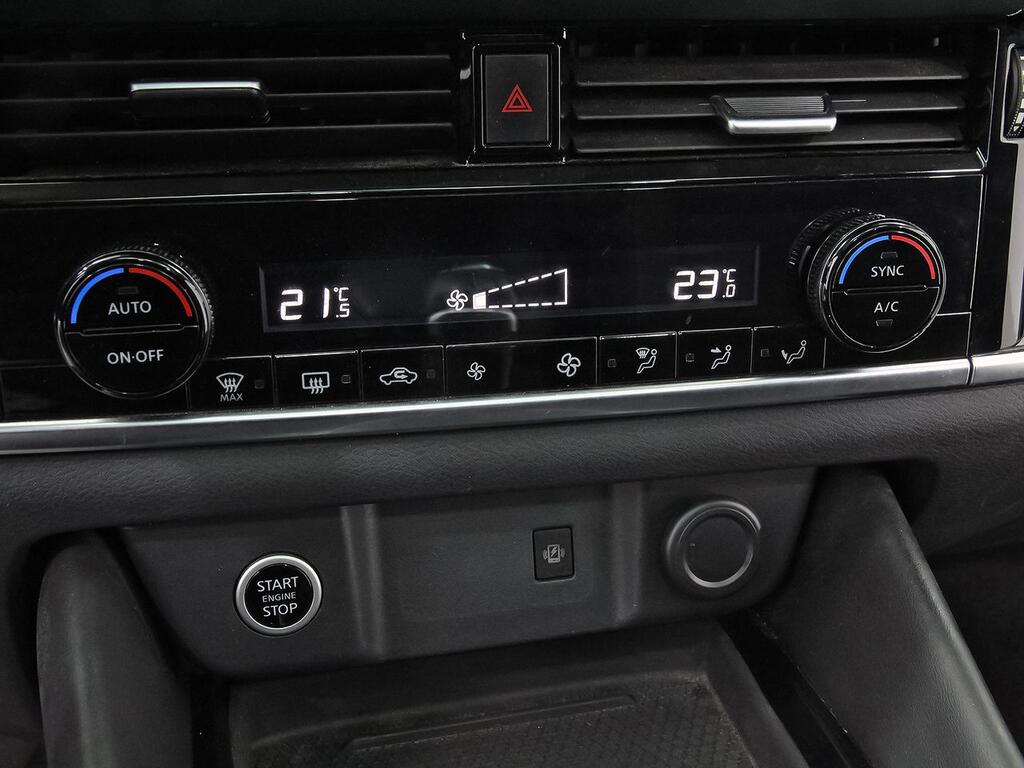 Nissan Qashqai DIG-T 103kW mHEV 4x2 Premiere Edition 28