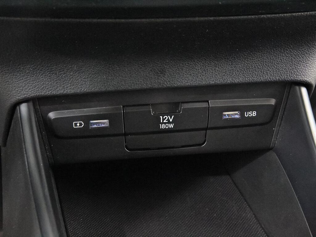 Hyundai i20 1.0 TGDI 74kW (100CV) Klass 26