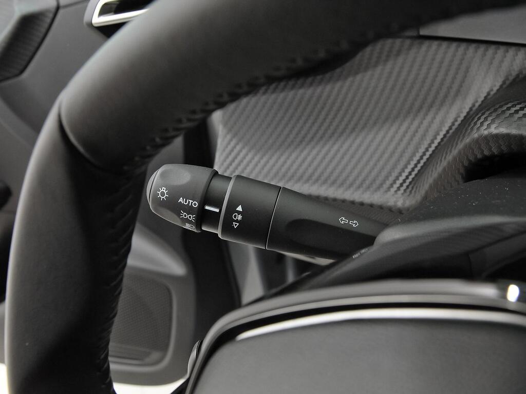 Peugeot 208 PureTech 55kW (75CV) Active Pack 16