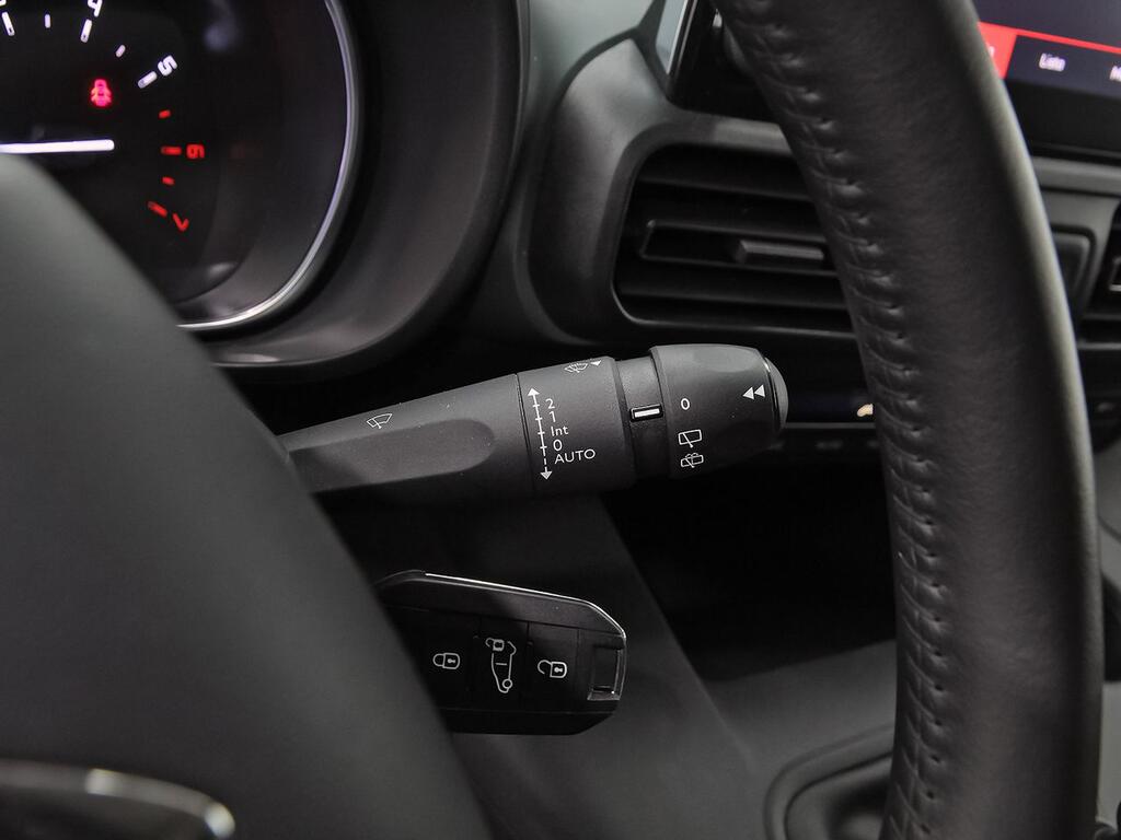 Citroën Berlingo 1.5 BLUEHDI 100 TALLA M SHINE BUSINESS 5P (N1) 17