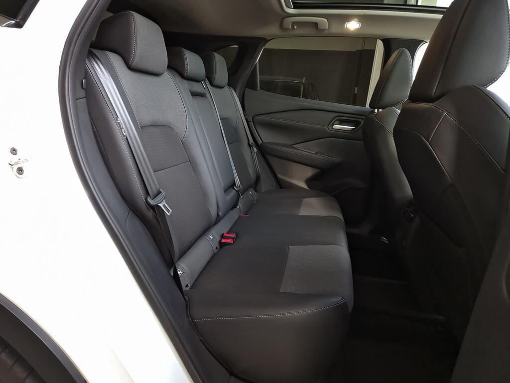 Nissan Qashqai DIG-T 103kW N-Connecta 8