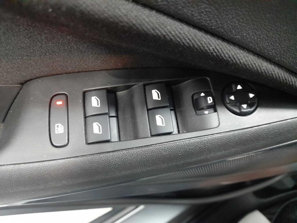 Opel CrossLand 1.5D 81kW (110CV) Elegance 19