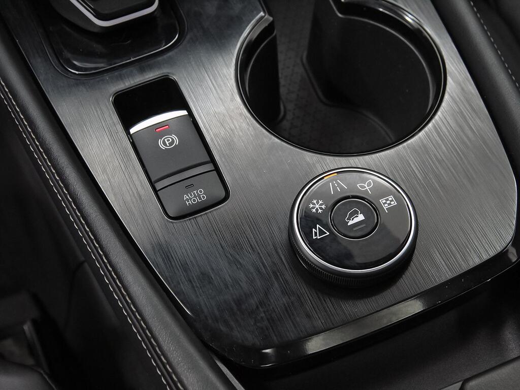 Nissan X-Trail 5pl 1.5 e-POWER 152kW 4x2 A/T Tekna 39