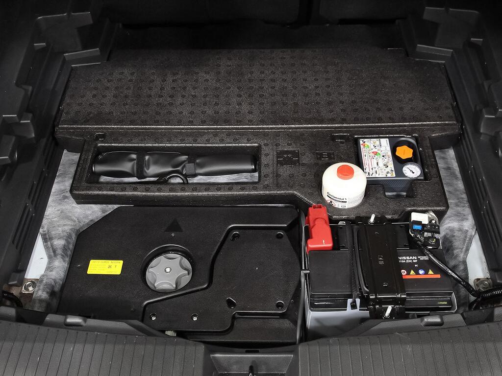 Nissan X-Trail 5pl 1.5 e-POWER 152kW 4x2 A/T Tekna 44