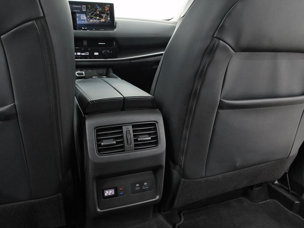 Nissan X-Trail 5pl 1.5 e-POWER 152kW 4x2 A/T Tekna 42