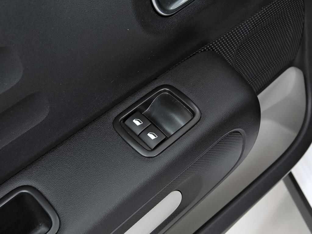 Citroën C3 PureTech 60KW (83CV) Plus 13