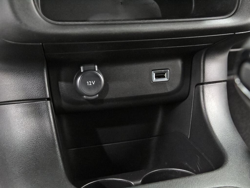 Citroën C3 PureTech 60KW (83CV) Plus 26