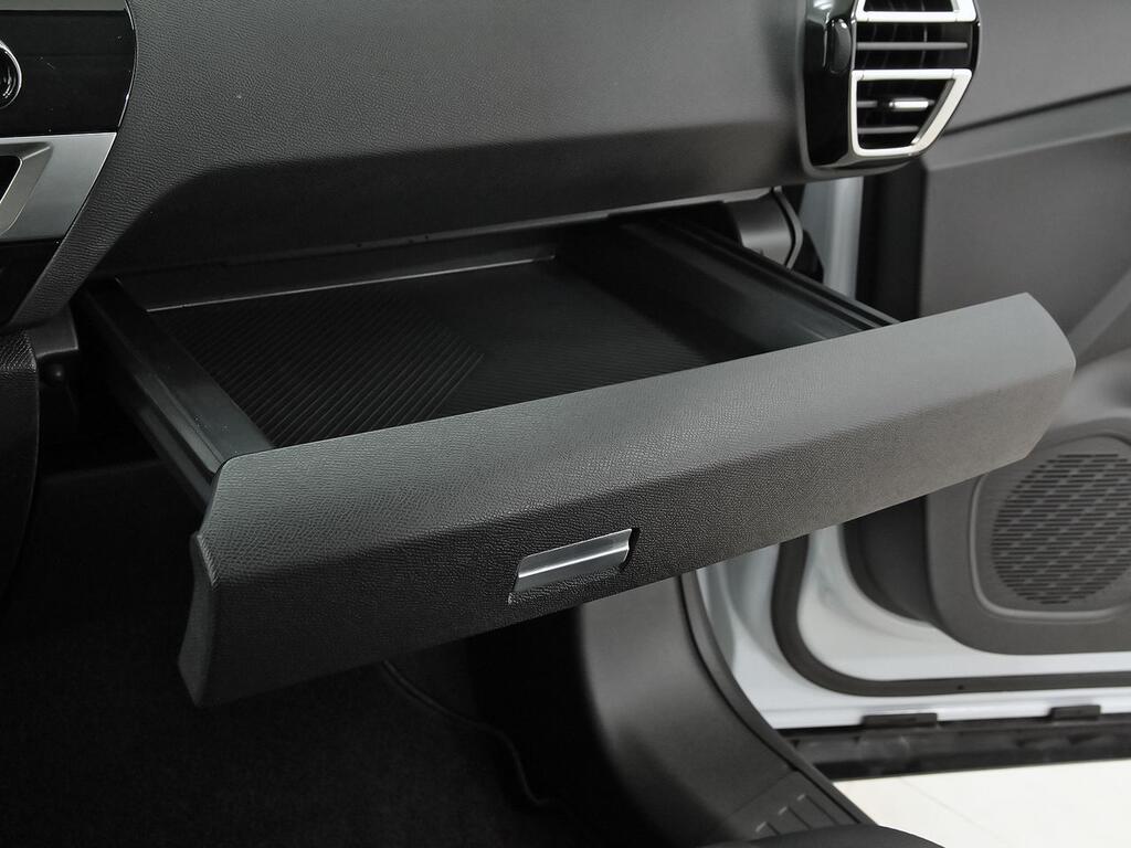 Citroën C4 X Hybrid 136 e-DCS6 Plus 36