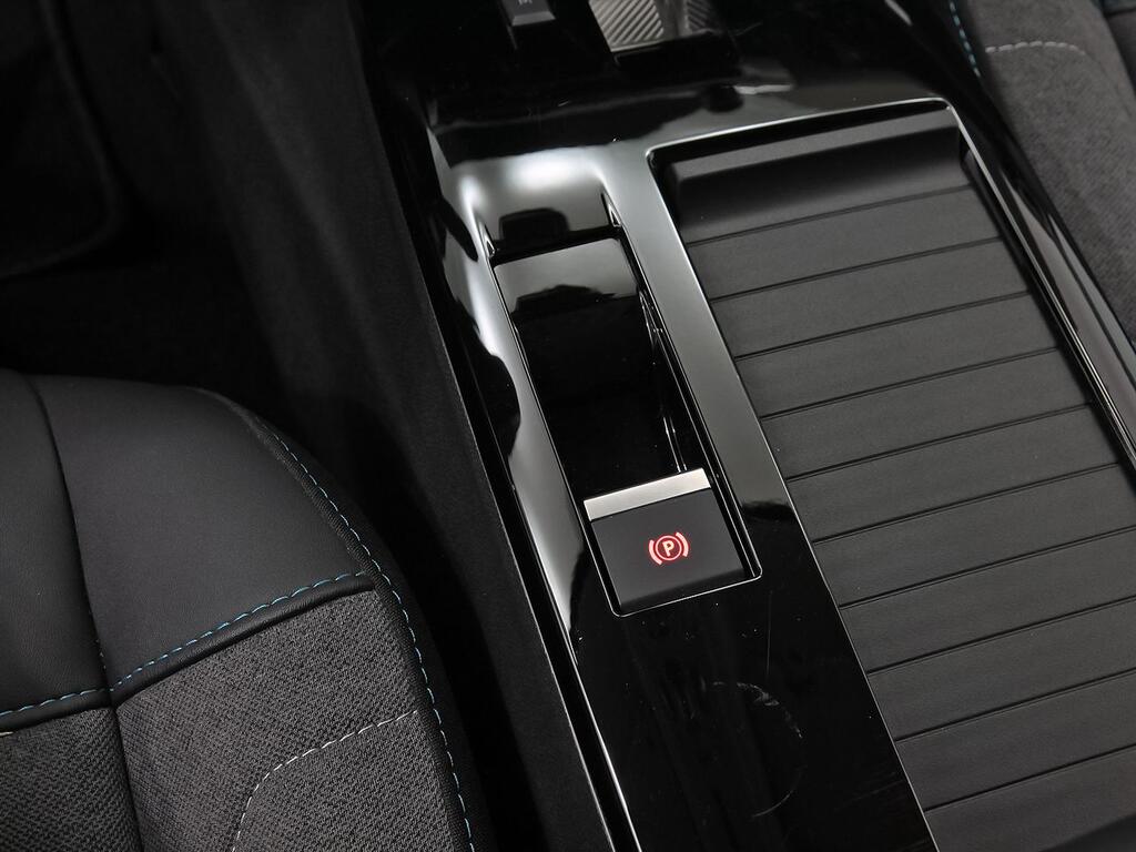 Citroën C4 X Hybrid 136 e-DCS6 Plus 35