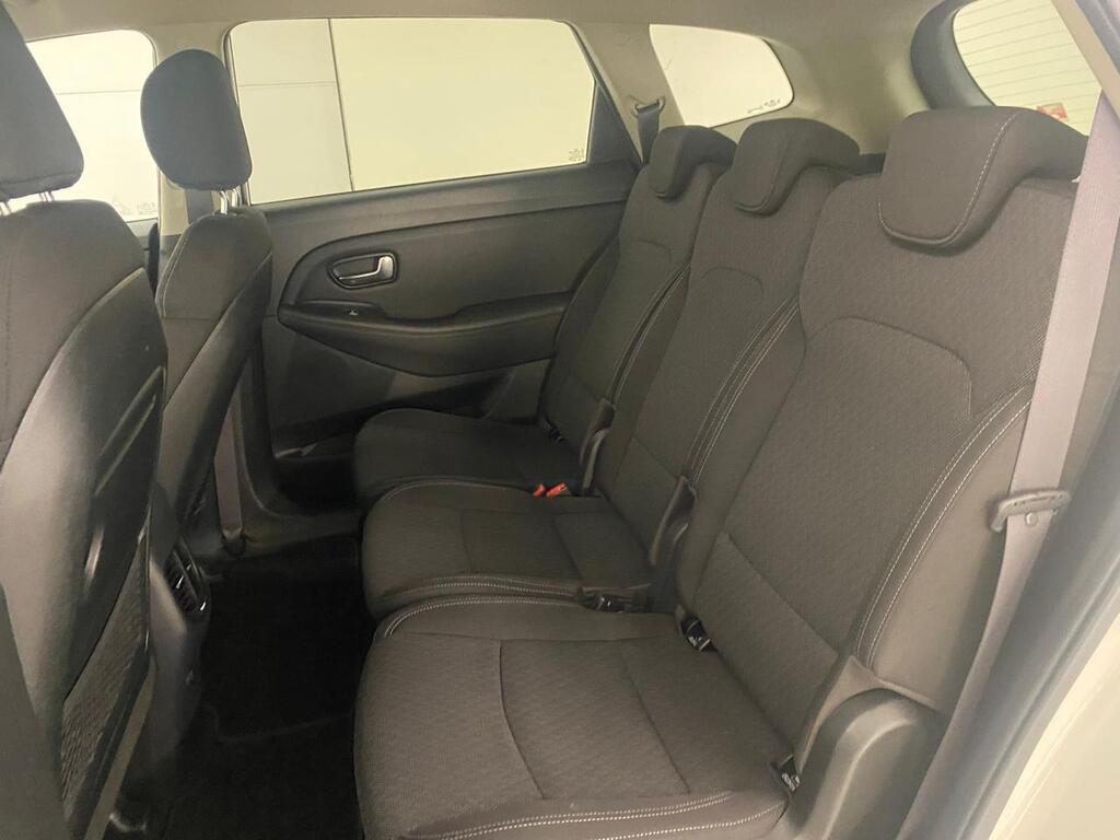 Kia Carens 1.6 GDi 99kW (135CV) Drive 10