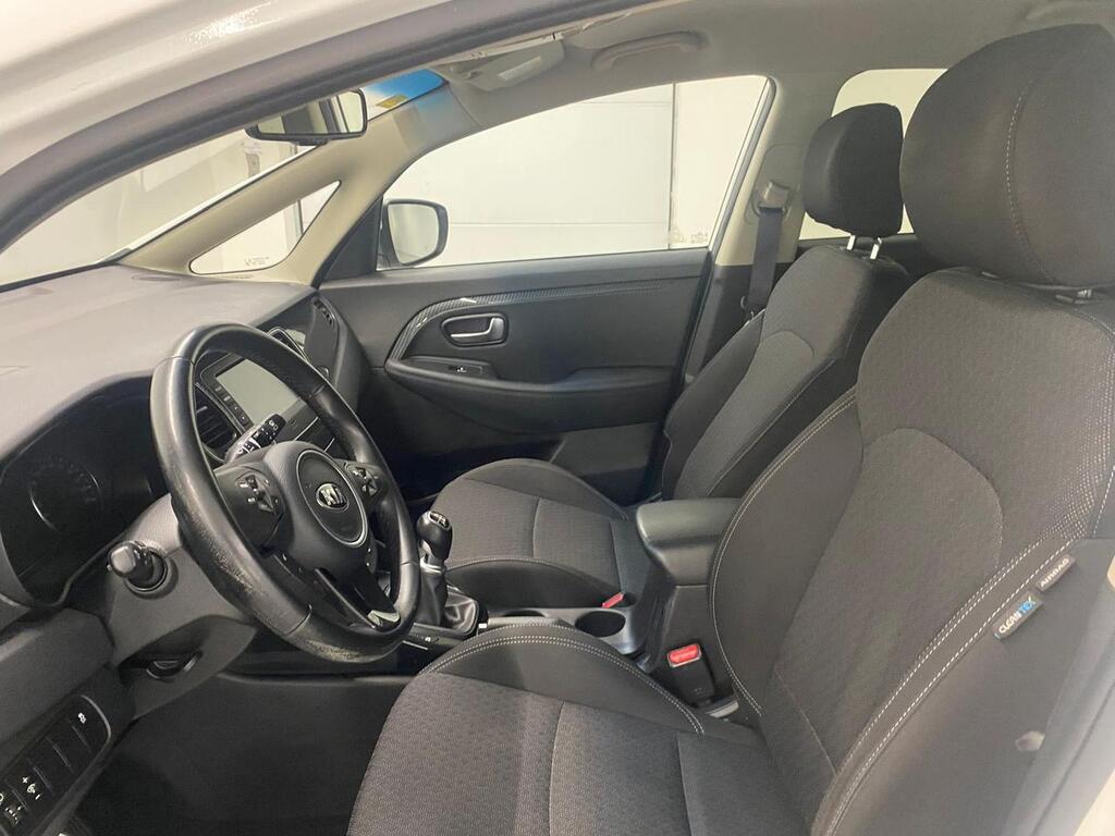 Kia Carens 1.6 GDi 99kW (135CV) Drive 11