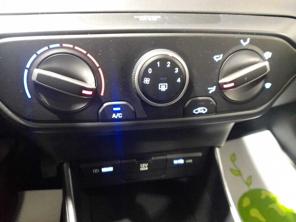 Hyundai Bayon 1.2 MPI Essence 24