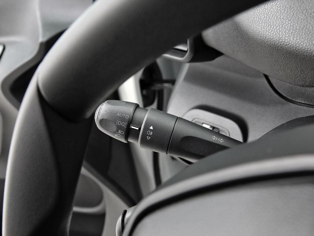 Peugeot Partner FG 1.5 BLUEHDI 100 PRO STANDARD 3P 1000KG 16