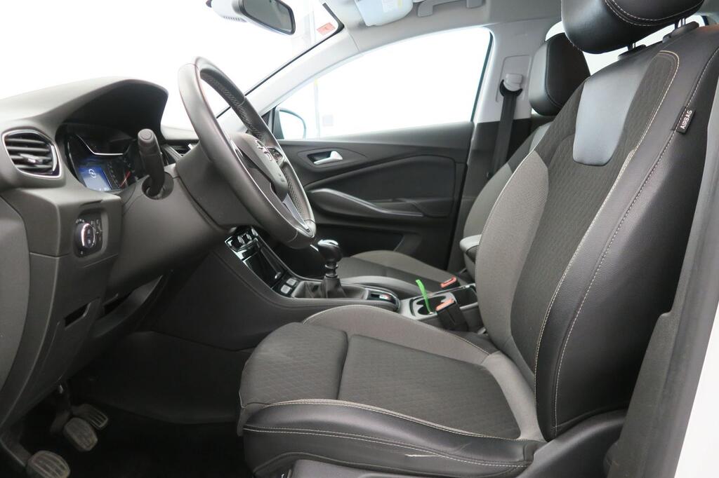 Opel Grandland X 1.2 Turbo Design Line 17