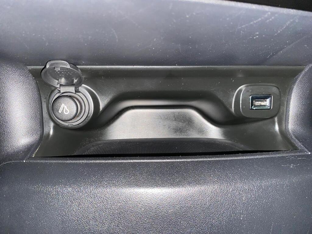 Citroën C4 Cactus PureTech 60KW (82CV) Feel 24