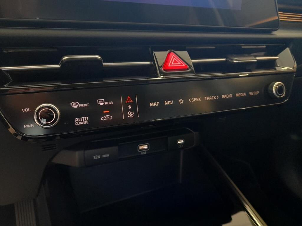 Kia Niro 1.6 GDi HEV 95kW (129CV) Drive 22