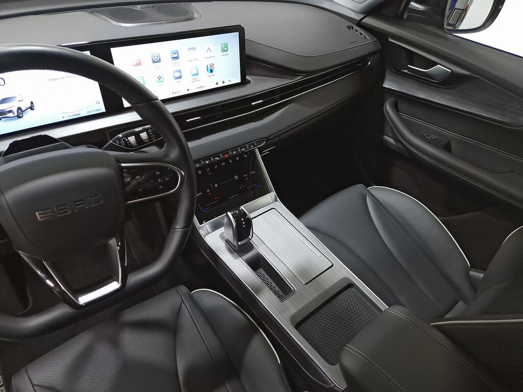 Ebro S400 1.5 DHE HEV Excellence CVT 34