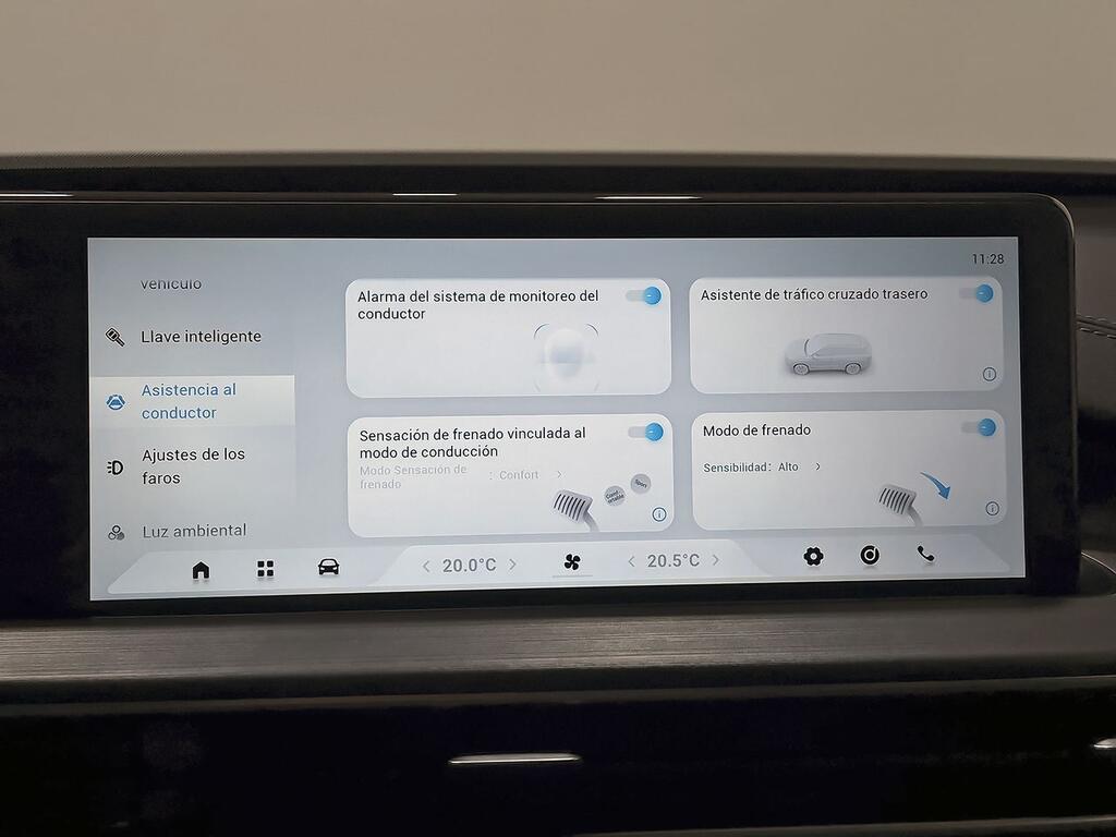 Ebro S400 1.5 DHE HEV Excellence CVT 28