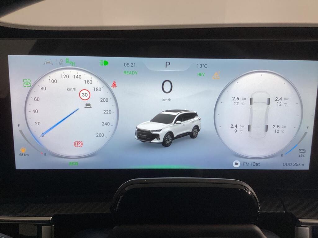 Ebro S700 1.5 TGDI PHEV Luxury E-CVT 15