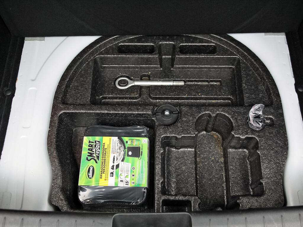 Fiat Tipo 5P 1.3 Multijet 70kW (95CV) Mirror 29