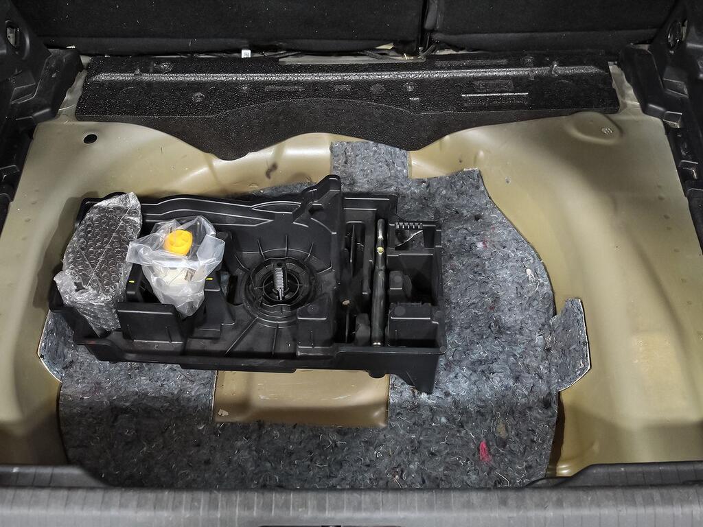 Citroën C4 PureTech 130 S&S 6v Shine 37