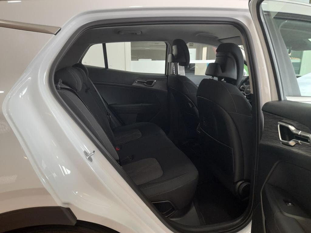 Kia Sportage 1.6 T-GDi MHEV 110kW (150CV) Drive 4x2 11