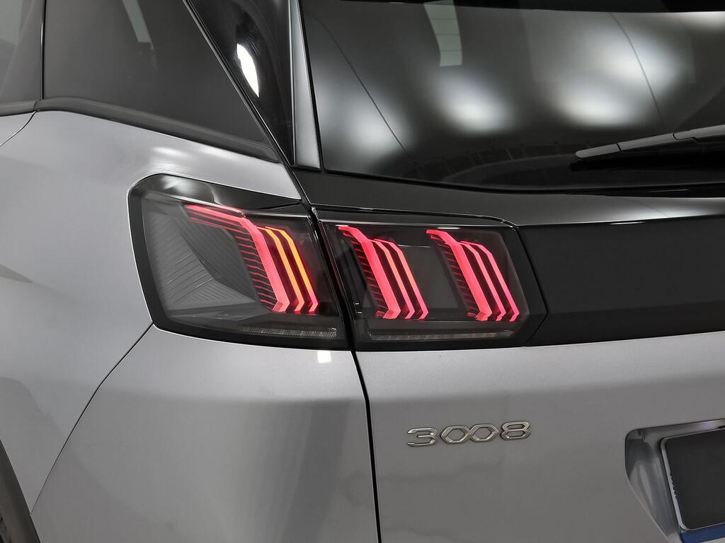 Peugeot 3008 1.5 BlueHDi 96kW (130CV) S&S Allure 36