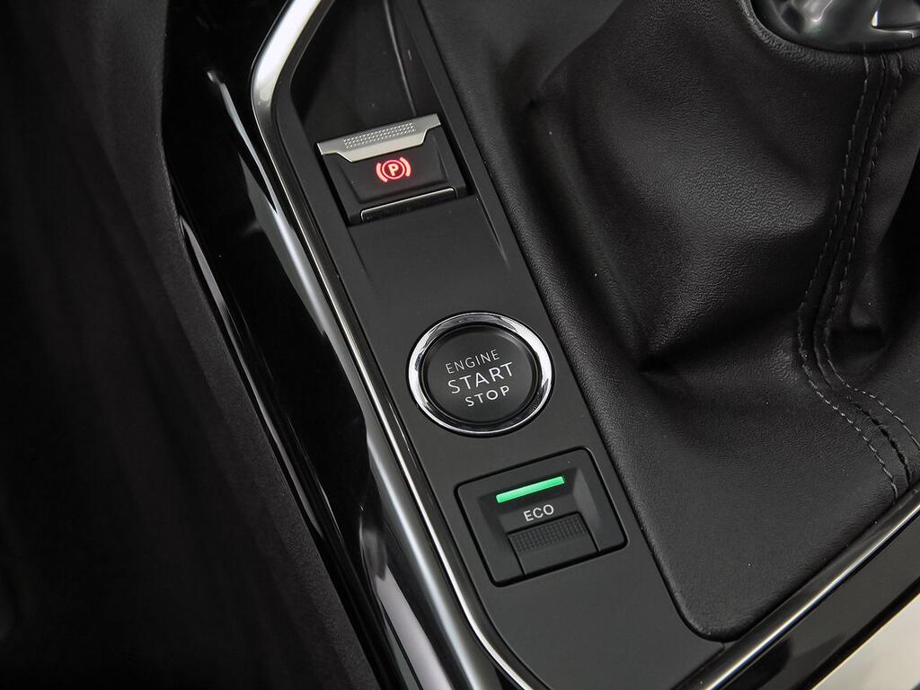 Peugeot 3008 1.5 BlueHDi 96kW (130CV) S&S Allure 32