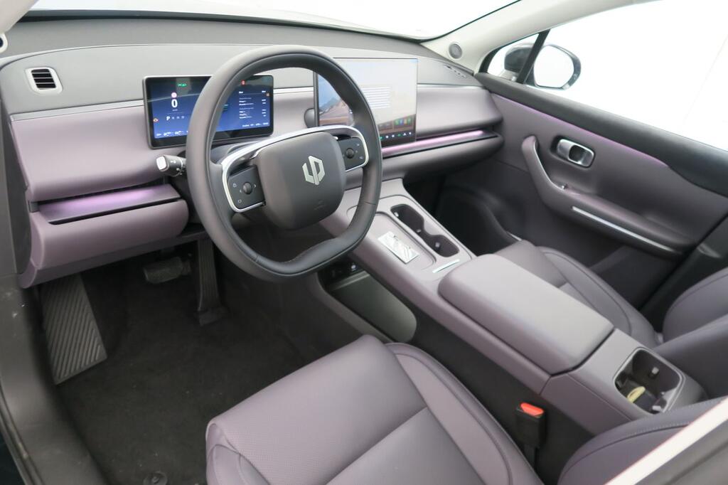 Leapmotor C10 C10 REEV 28.4 kWh Design Auto 6