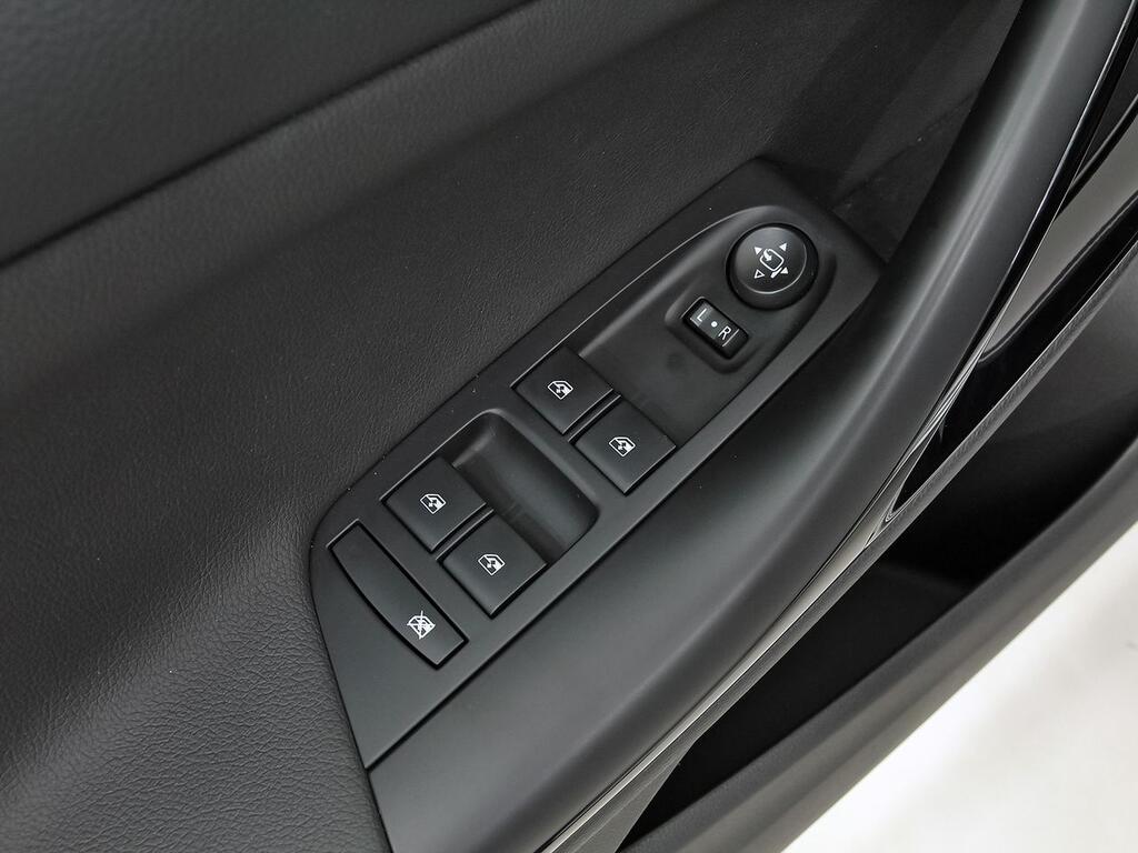 Opel Astra 1.2T SHR 107kW (145CV) Ultimate 13