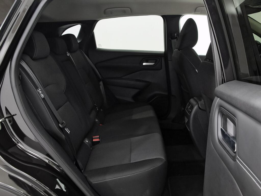 Nissan Qashqai DIG-T 116kW Xtronic N-Connecta 8