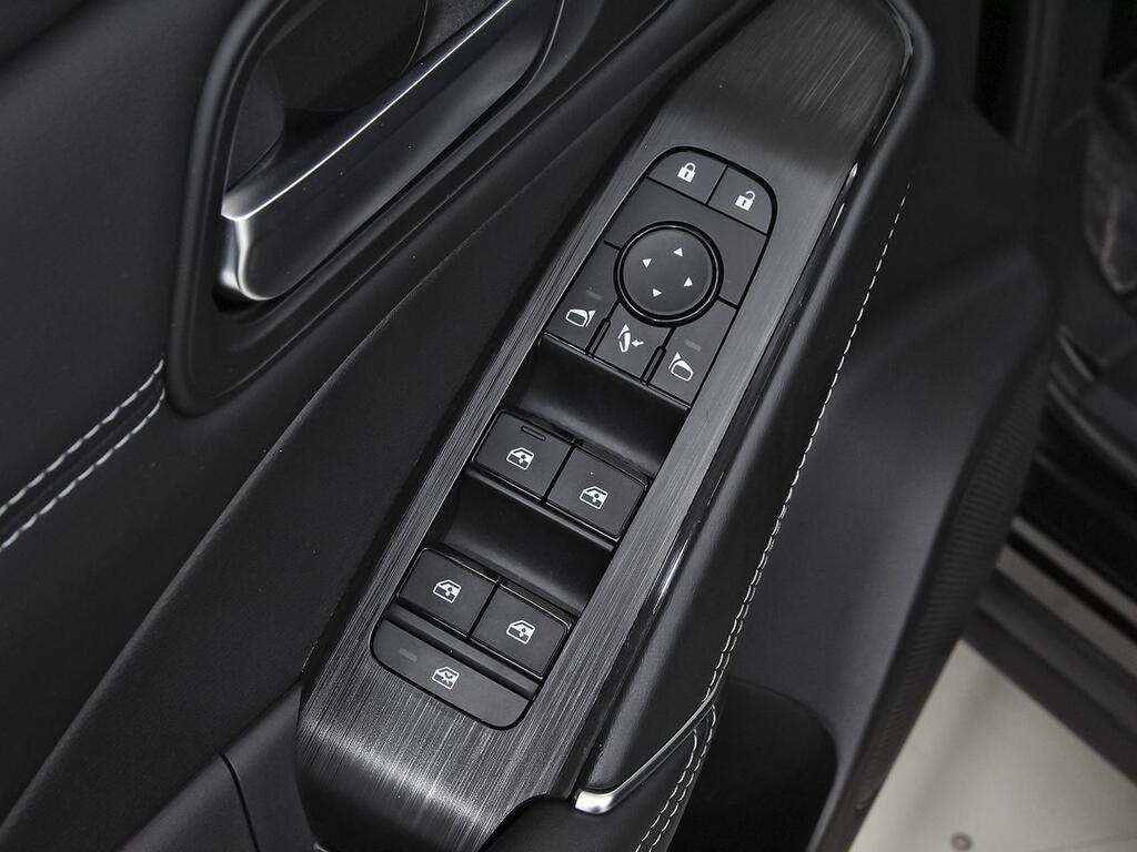 Nissan Qashqai DIG-T 116kW Xtronic N-Connecta 11