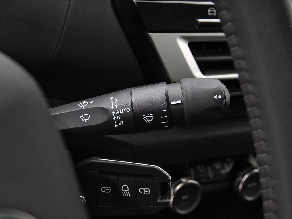 Citroën C4 Hybrid 145 ë-DCS6 Plus 17