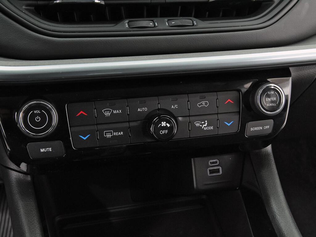 Jeep Compass 1.3 Gse T4 96kW (130CV) Limited MT FWD 29