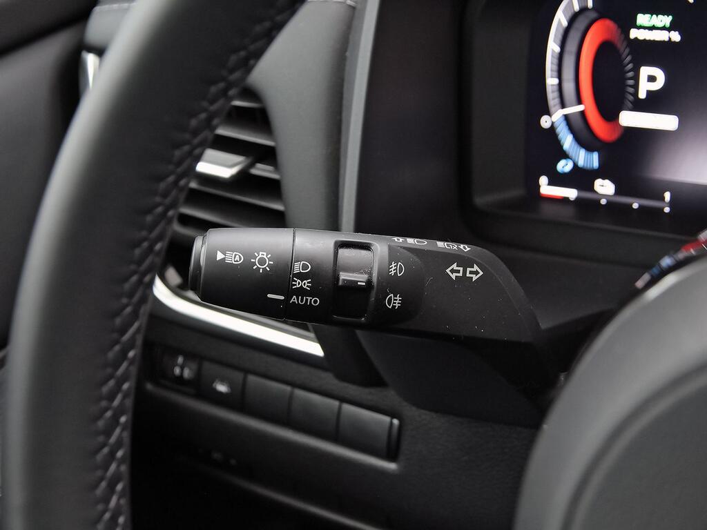 Nissan Qashqai E-POWER 140 KW (190 CV) N-Connecta 16