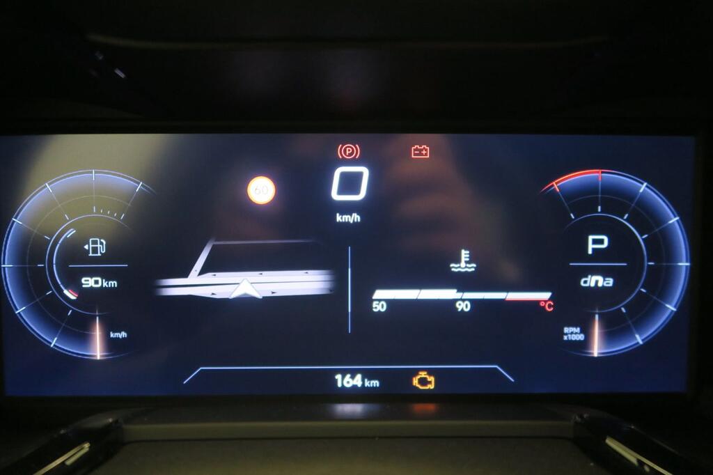 Alfa Romeo Junior Ibrida Speciale 100kW (136CV) 10